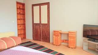 Дома для отпуска The Sunny Guest House of Veliko Turnovo Велико-Тырново Дом с 3 спальнями-21